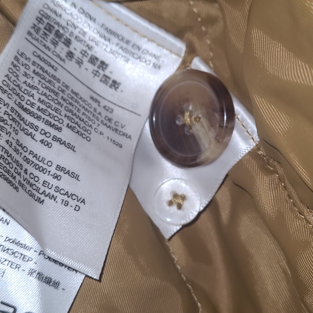 New SUPER NICE Levi's lined winter coat - Picture 7 of 10